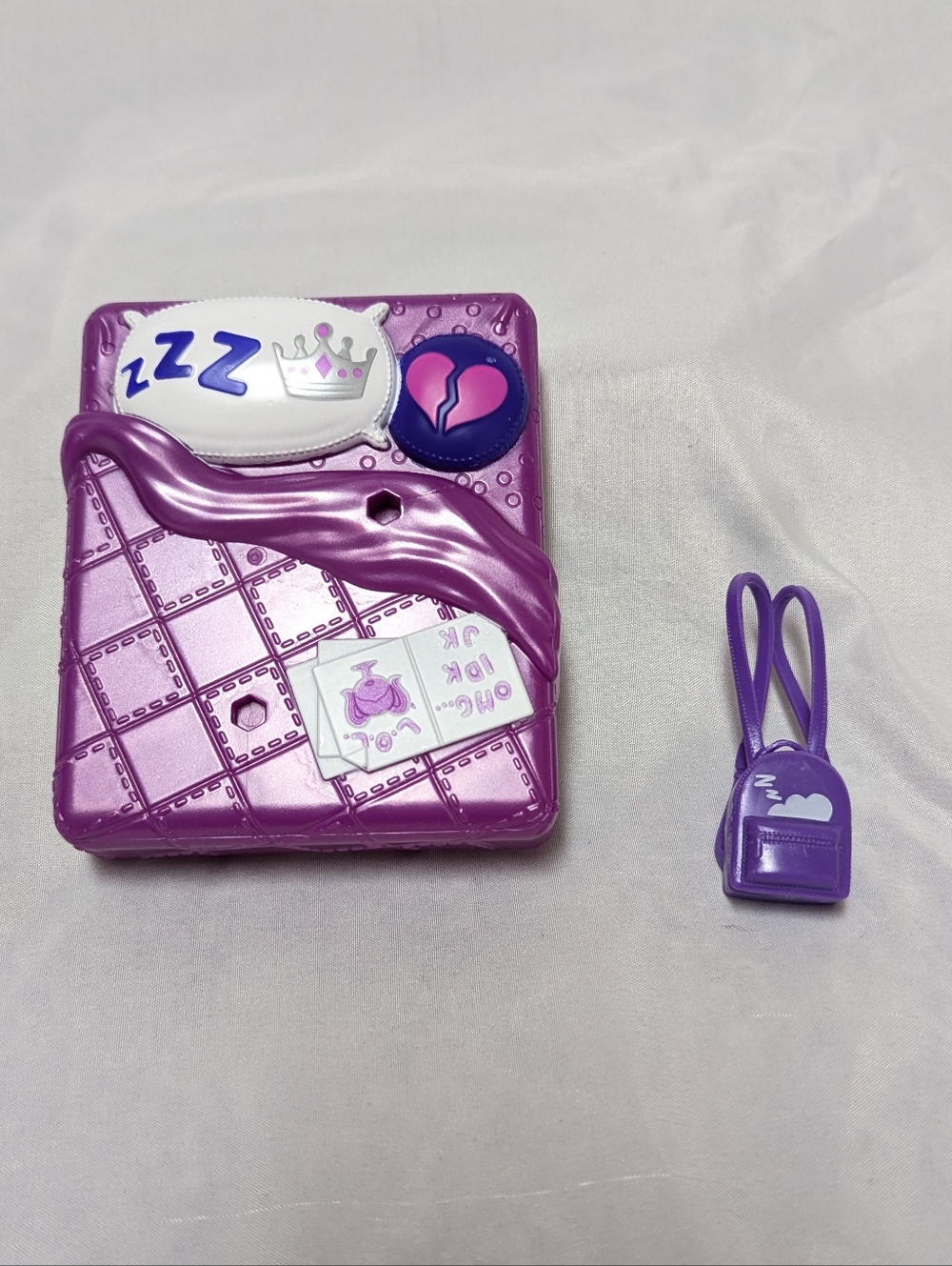 L.O.L. Surprise! MGA Deluxe Present Surprise REPLACEMENT Mattress Slummer Party